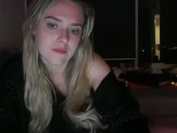 webcam girl bekbabyg today image #1321953