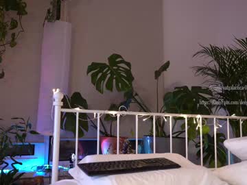 webcam girl _deepthroatgalactica today image #1079673