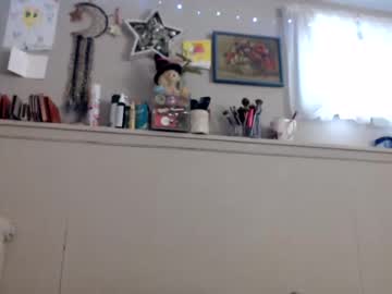webcam girl nawtymimi today image #1223112