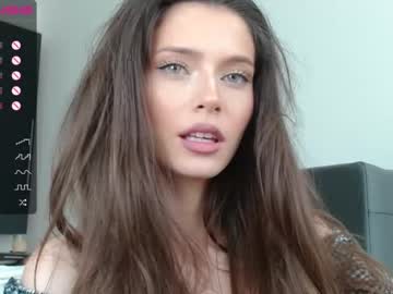 webcam girl isia_slay today image #2111398