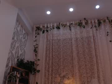 webcam girl arian_fox today image #1983523