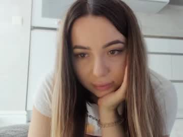 webcam girl meryfoxxx today image #1924754