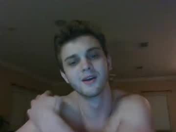 webcam man hockeystar96 today image #766185