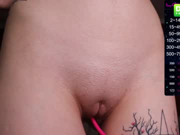 webcam girl fallen_angel_18 today image #1173431