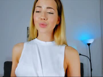 webcam girl emmi_rosee today image #3326408