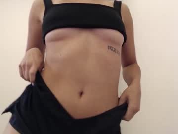 webcam girl playnofuckinggames today image #2596377