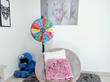 webcam girl missniley today image #3176466