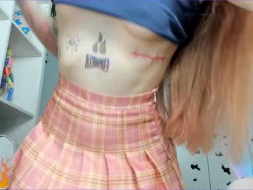 webcam girl thisisamelia today image #3782793