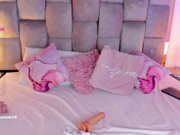 webcam girl swt_molly today image #3647761