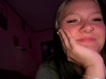 webcam girl milffmommyy today image #4011739
