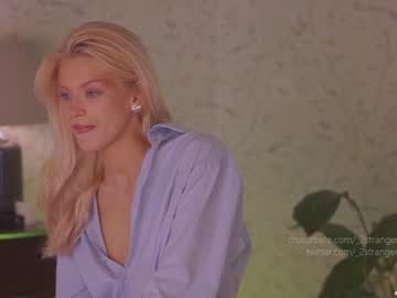 webcam girl _2strangers today image #2432319