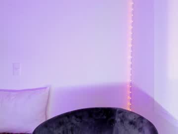 webcam girl abiee__ today image #1208609