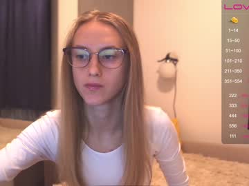 webcam girl angeellina today image #1403516