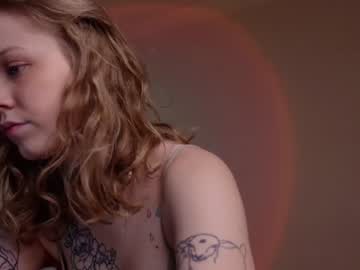 webcam girl tendertainted today image #2120935