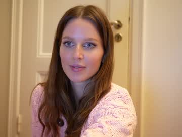 webcam girl ellaa91 today image #2888010