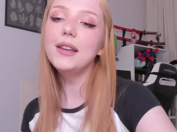webcam girl lil_pumpkinpie today image #1896945