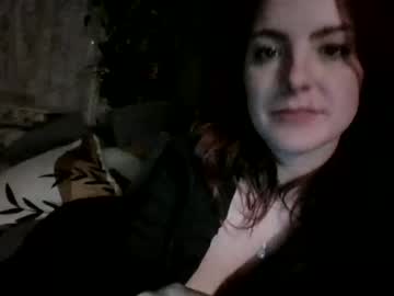 webcam girl kikikatie today image #3516846