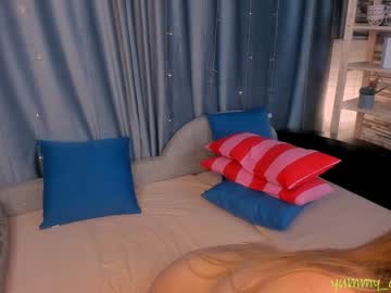 webcam girl katrinpolly today image #441112