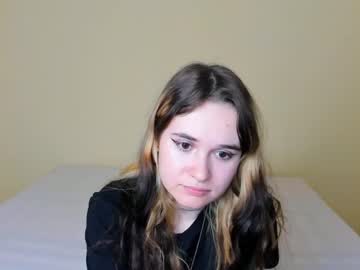 webcam girl junehamilton today image #2101211