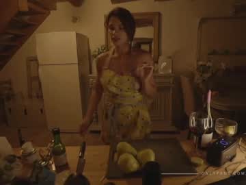 webcam girl lucieoude_ today image #2639145