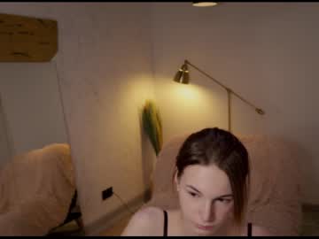webcam girl gwen_sunshine today image #1358105