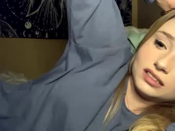 webcam girl princesshannnnn today image #1259256