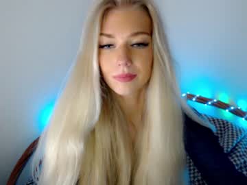 webcam girl pervyblonde today image #1903141