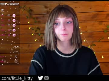webcam girl lit1le_kitty_ today image #2977496
