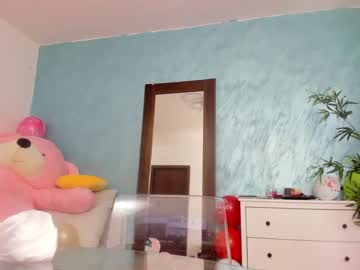 webcam girl bigtits_biggerass today image #1357623