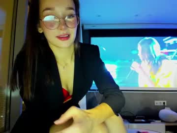 webcam girl ellie_leen today image #1174526
