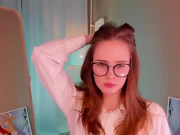 webcam girl _luminouss_ today image #1235111