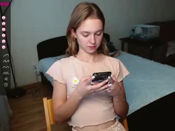 webcam girl shy_mirabel today image #2994978