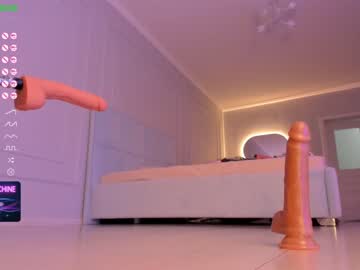 webcam girl aerri_lee today image #2411976