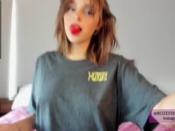 webcam girl yourfreakygirl today image #943327
