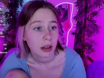 webcam girl brook1yn_white today image #4086956