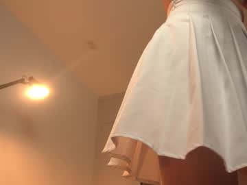 webcam girl via_olivia today image #4026236