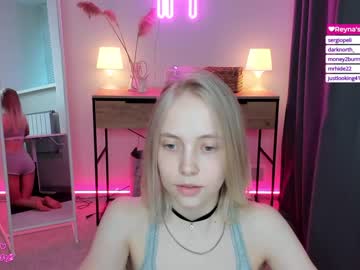 webcam girl appr0ved today image #2003703