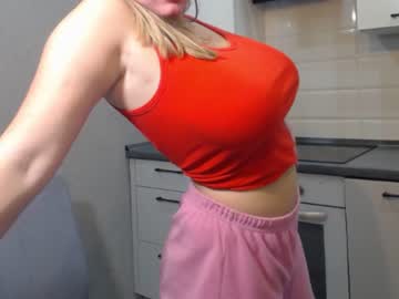 webcam girl royalboobs today image #288261