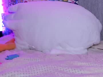 webcam girl maaarynip today image #3545411