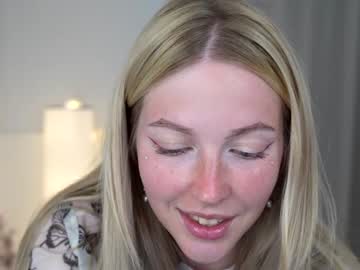 webcam girl my_stella today image #3954146