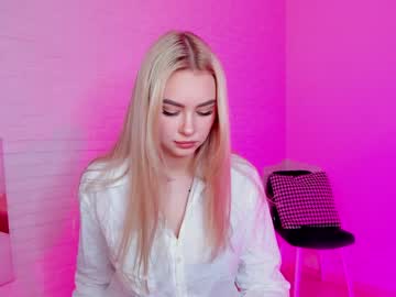 webcam girl 8a8y_nura today image #911683