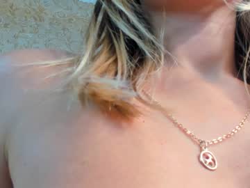 webcam girl dossennn today image #2305375
