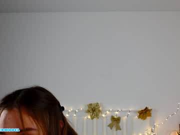 webcam girl ambertan1 today image #3376764