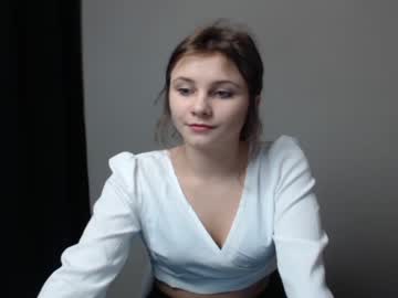 webcam girl relax_nina today image #703787