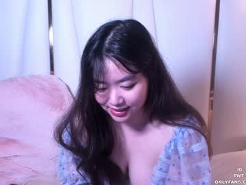 webcam girl clara_chan today image #2663942