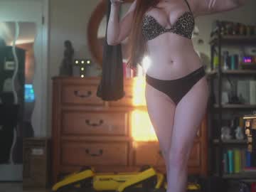 webcam girl tinatopp today image #1418425