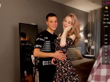 webcam couple kriseva today image #2648875