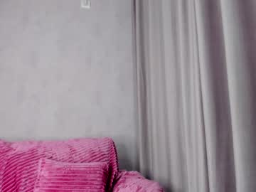 webcam girl bboobscarol_ today image #3101875