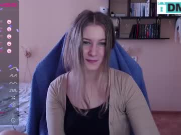 webcam girl minnie_olson_ today image #3674147