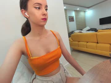 webcam girl ehotlovea today image #3018290